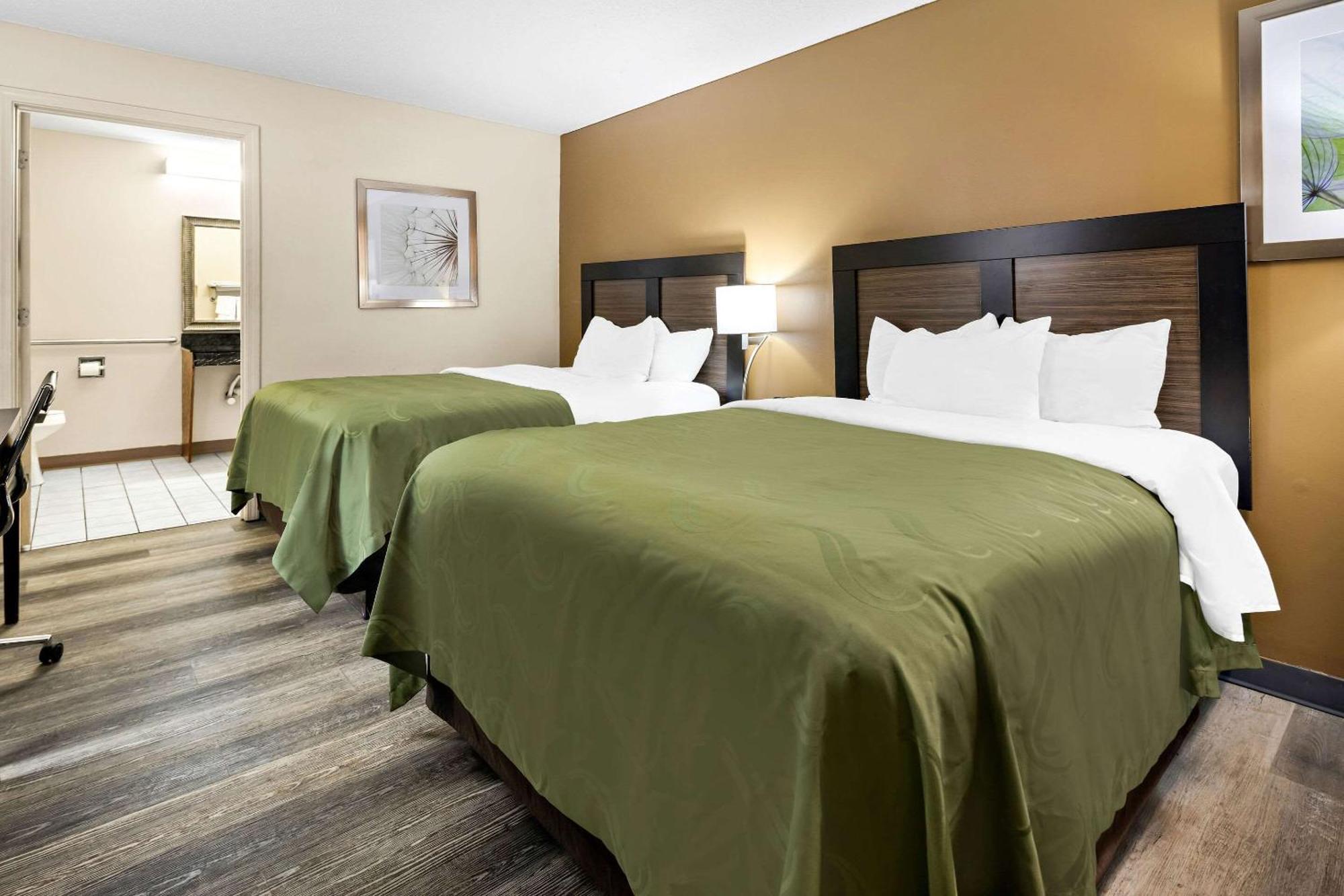 Quality Inn Decatur River City מראה חיצוני תמונה