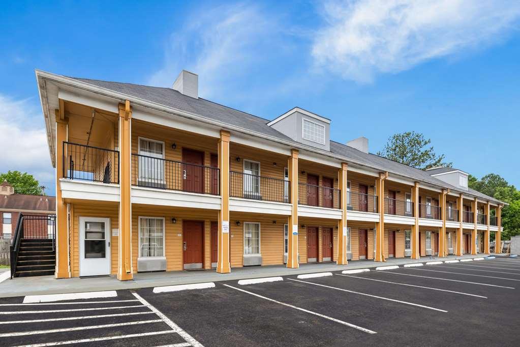 Quality Inn Decatur River City מראה חיצוני תמונה